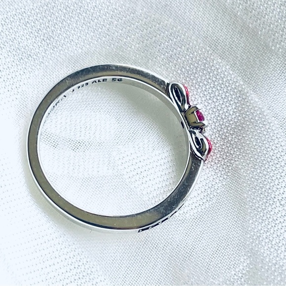 🍎 NWOT Princess Snow White Bow Ring ✨ - Picture 8 of 13